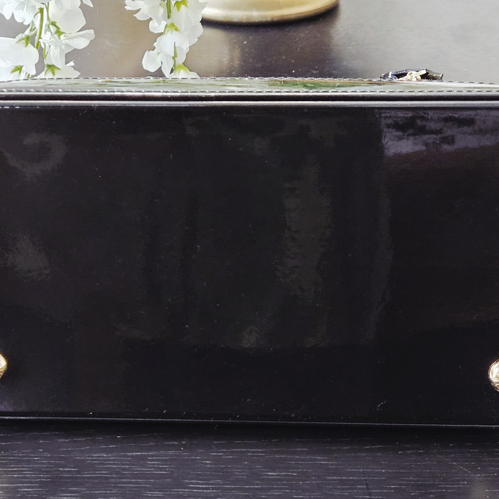 Louis Vuitton Monogram Vernis Lockit in Black Patent Leather Satchel - Picture 6 of 10
